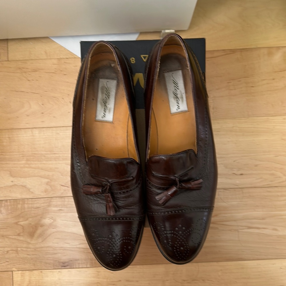 Men’s Mezlan Size 12 vintage dress shoes